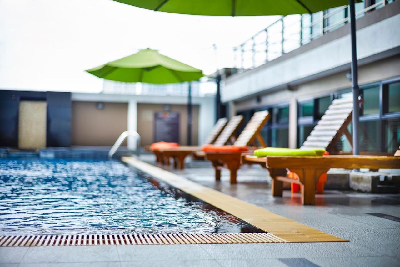 The Plimplace Hotel Bangkok Buitenkant foto