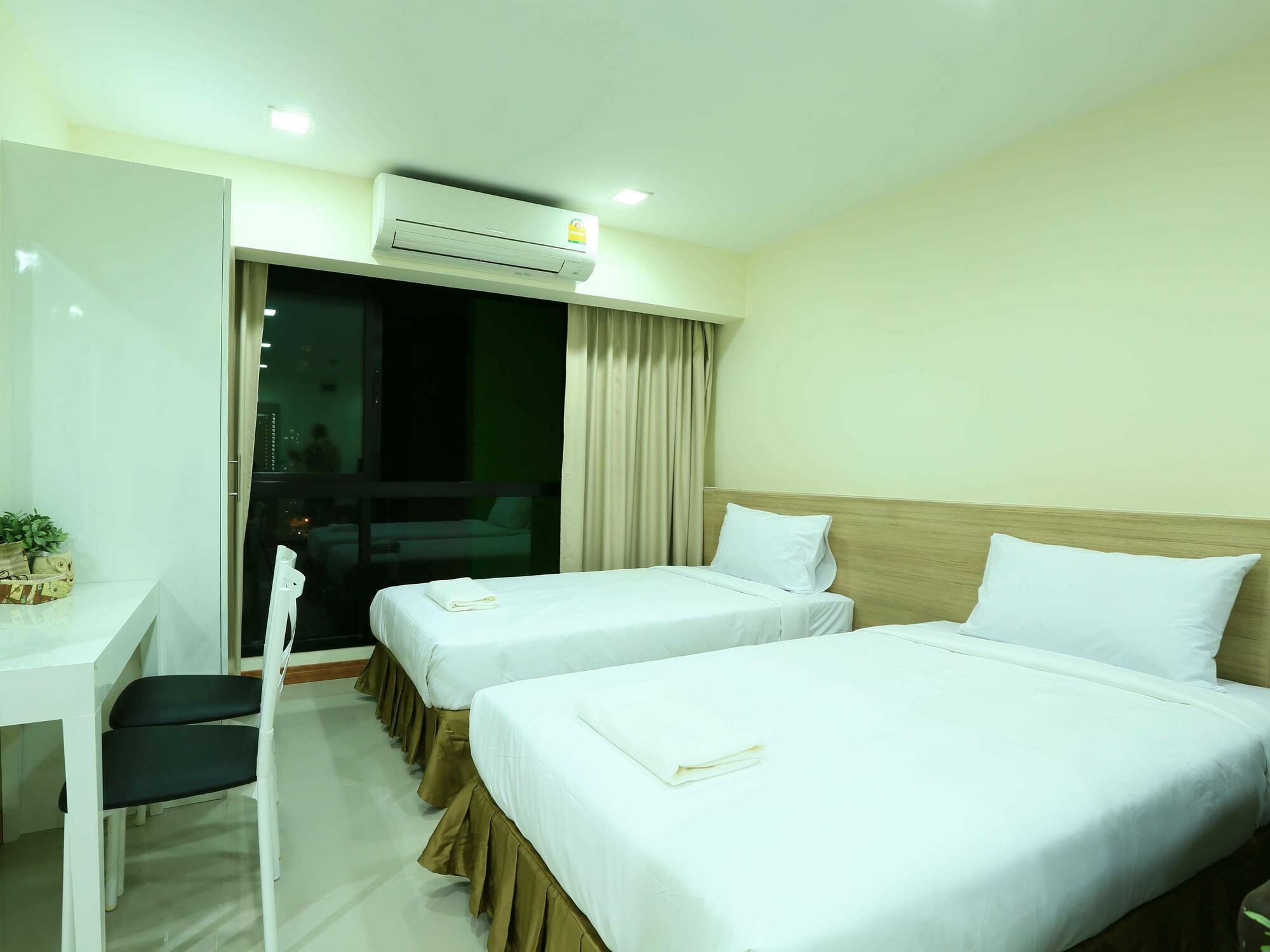 The Plimplace Hotel Bangkok Buitenkant foto